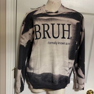 Gildan Black and White Graphic Sweatshirt